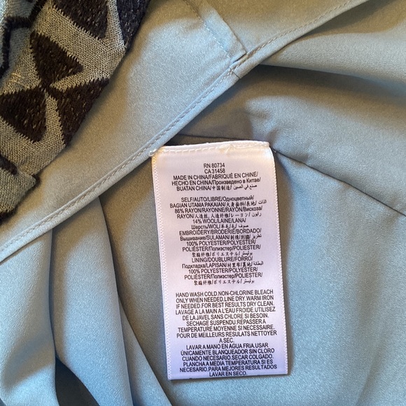 BCBGMAXAZRIA 'Milana' Light Blue/Navy Laced Placket Woven Dress Size XS - Picture 13 of 14